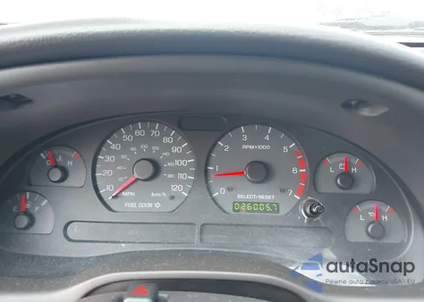 2001 Ford Mustang z USA, uszkodzony, nr VIN 1FAFP40451F161271